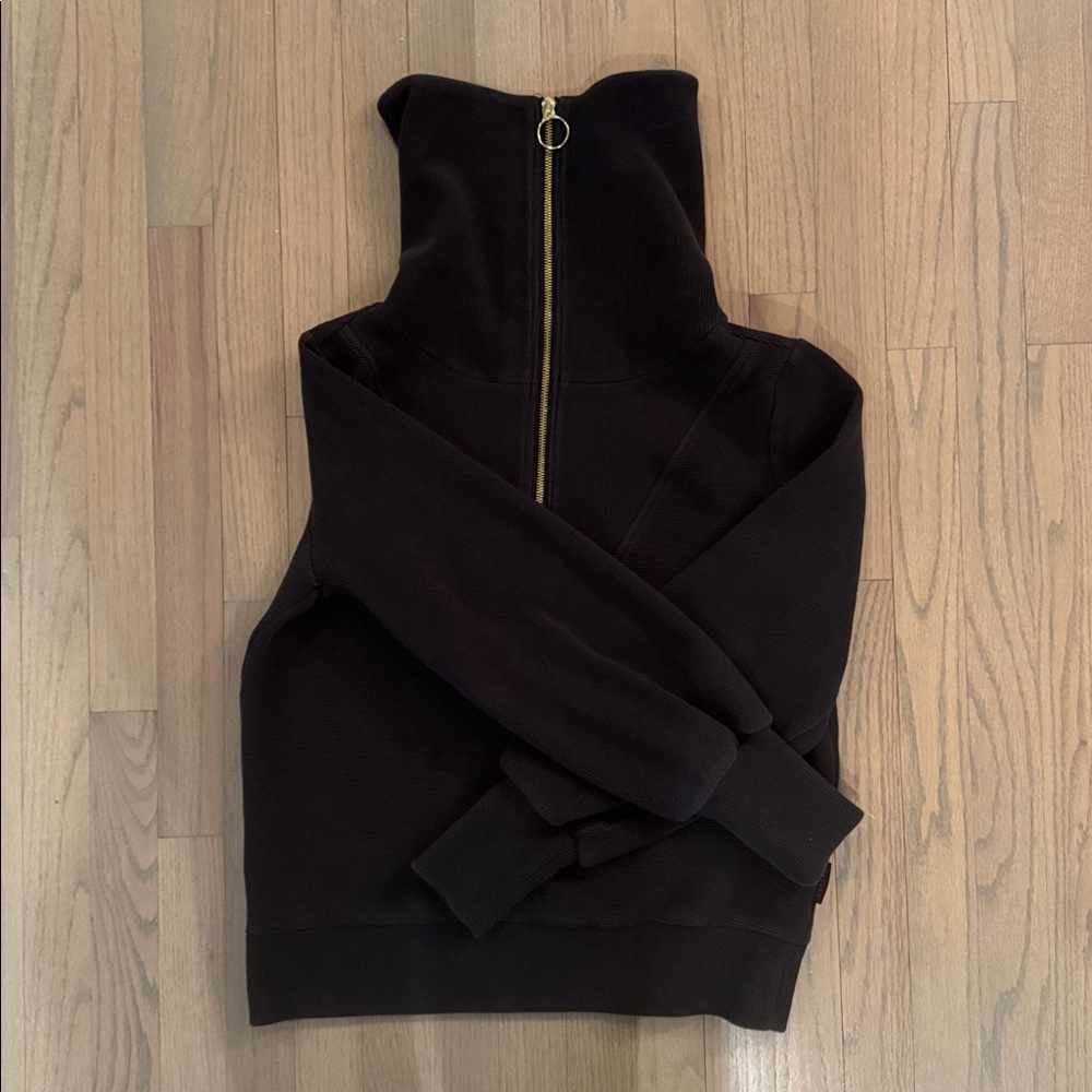 Varley Vine Pullover - image 12